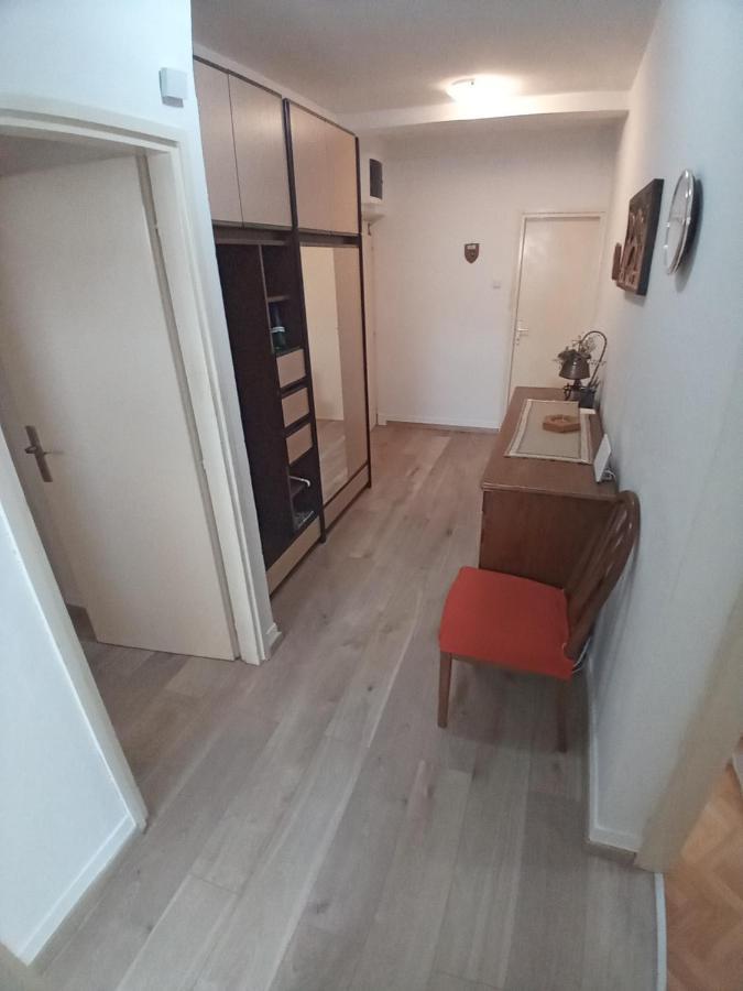 Apartment Doris Primošten Eksteriør billede
