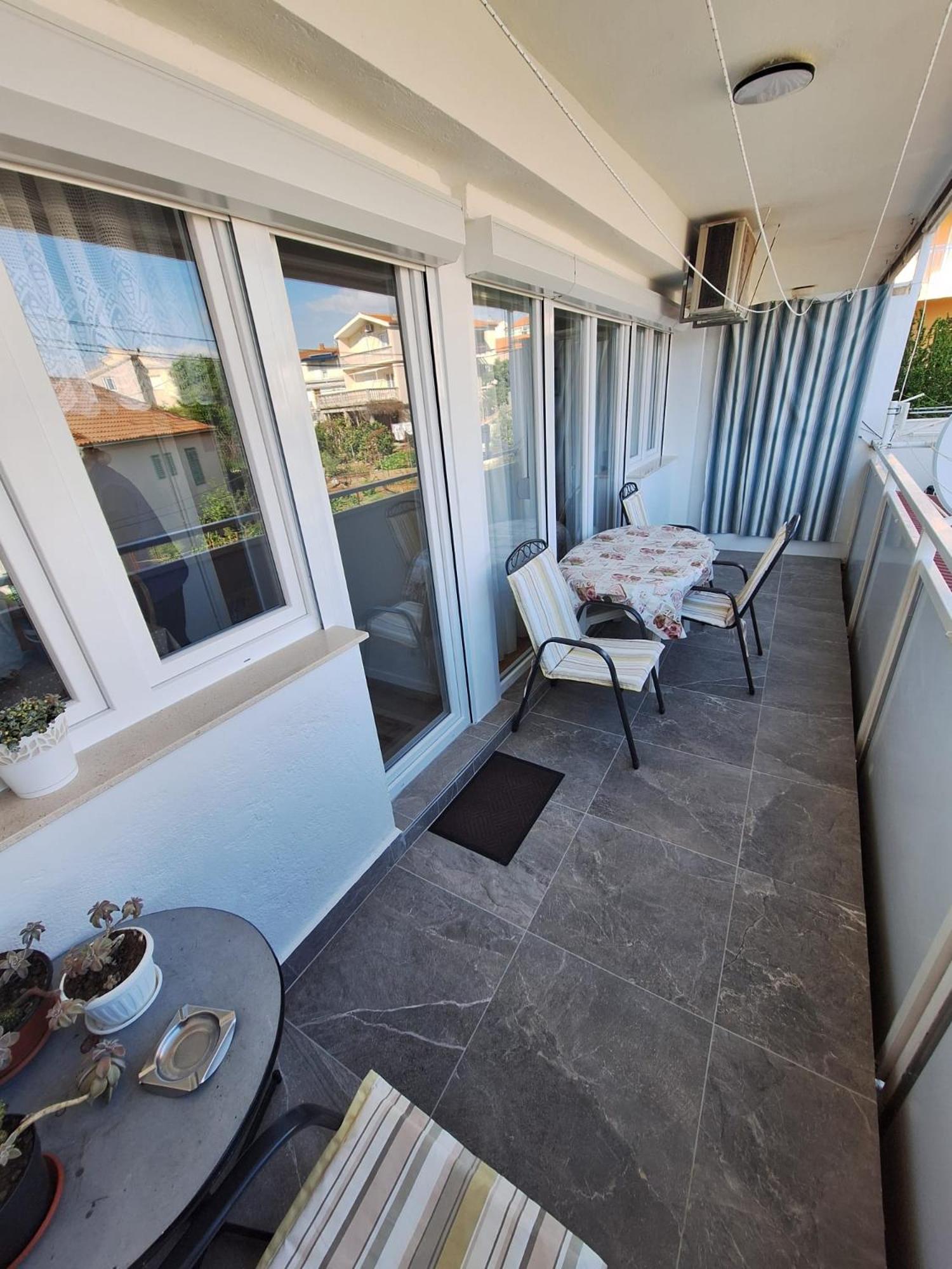 Apartment Doris Primošten Eksteriør billede