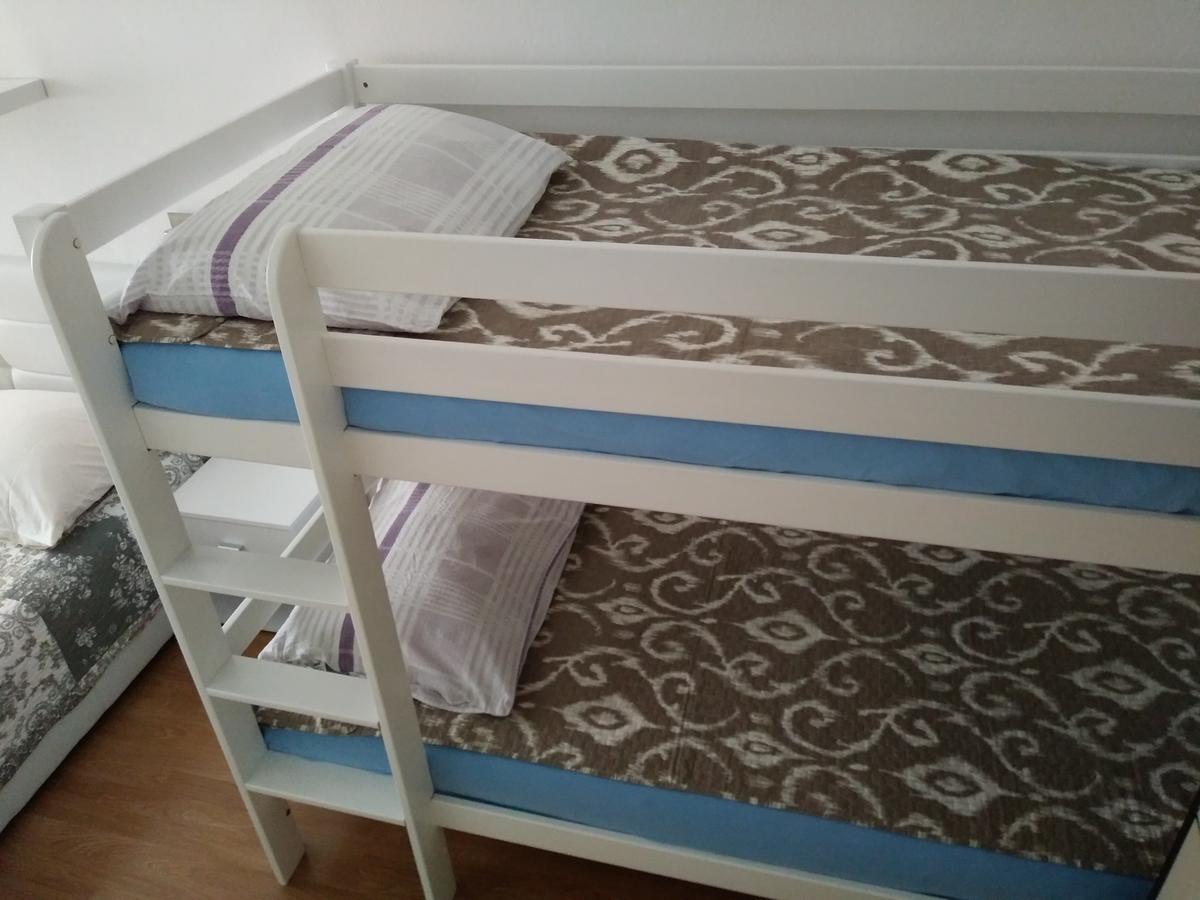 Apartment Doris Primošten Eksteriør billede