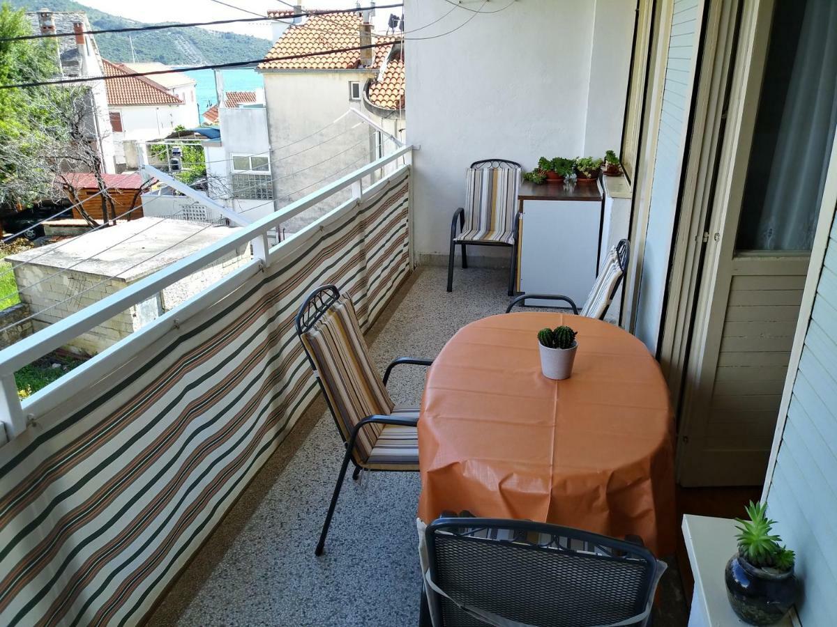 Apartment Doris Primošten Eksteriør billede